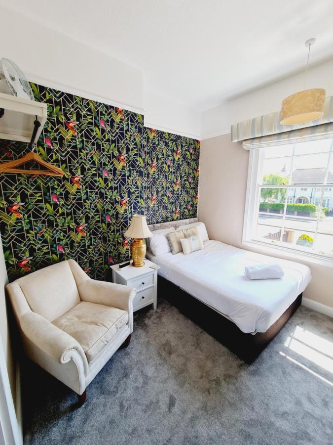 Beaufort Lodge - Central Location & Free Parking Тонтон Экстерьер фото